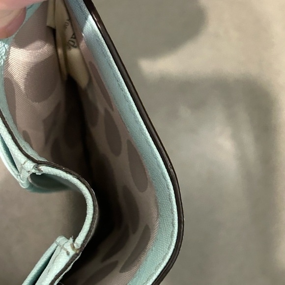 Kate spade bifold wallet with front snap pocket - Picture 7 of 8